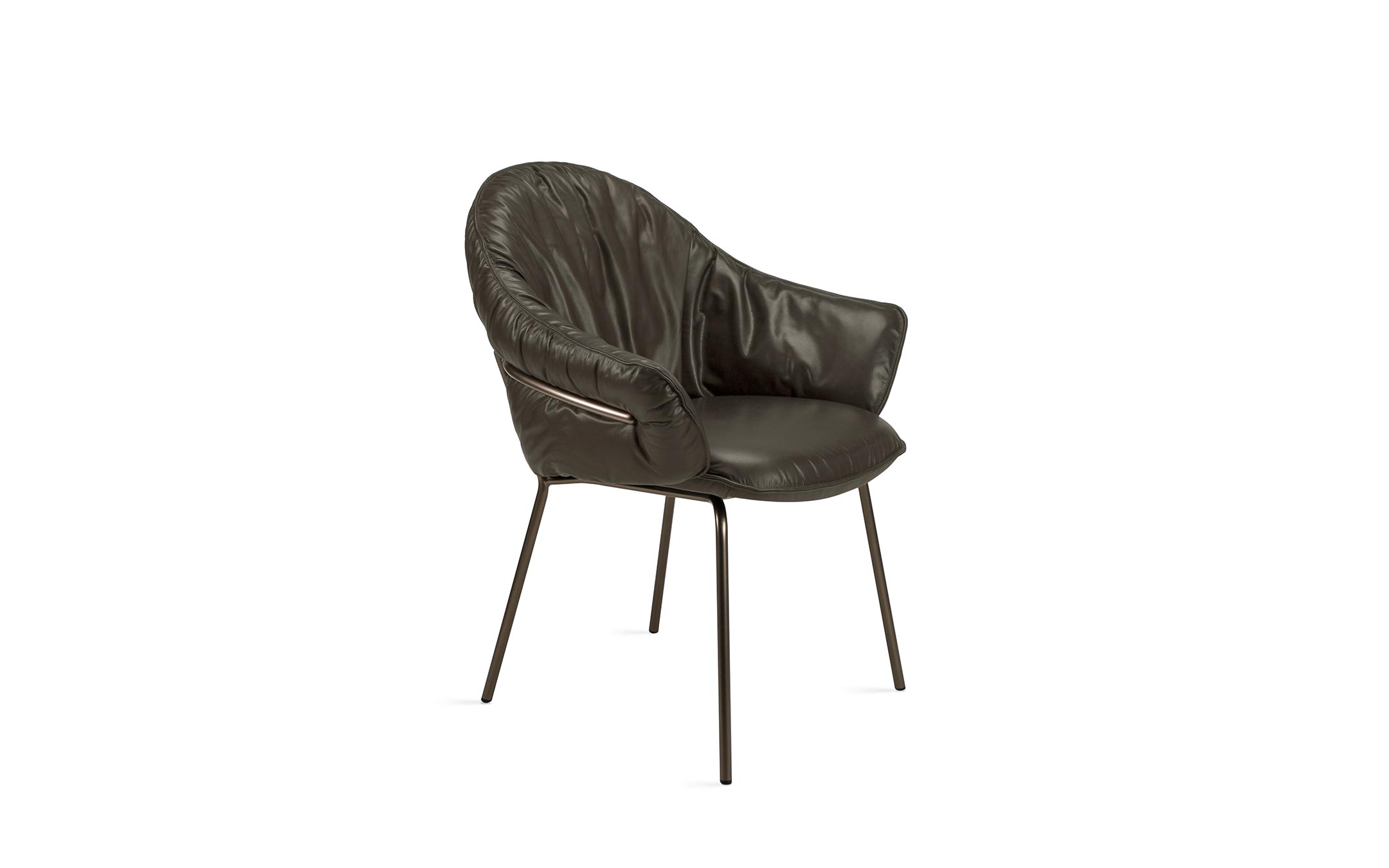 freifrau_2023_Marie_Armchair_1-3_ME025_Adora-Walnut_front Platzhalter