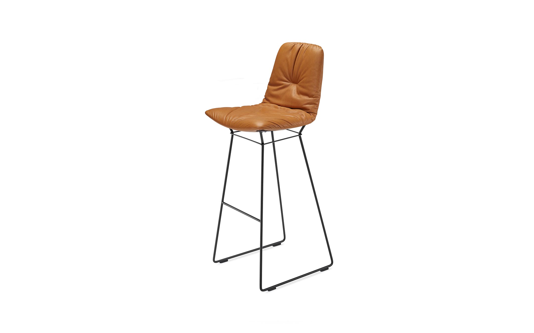 freifrau_Leya_Barstool-High_1-1_ME001_Sahara-Cognac_front Platzhalter